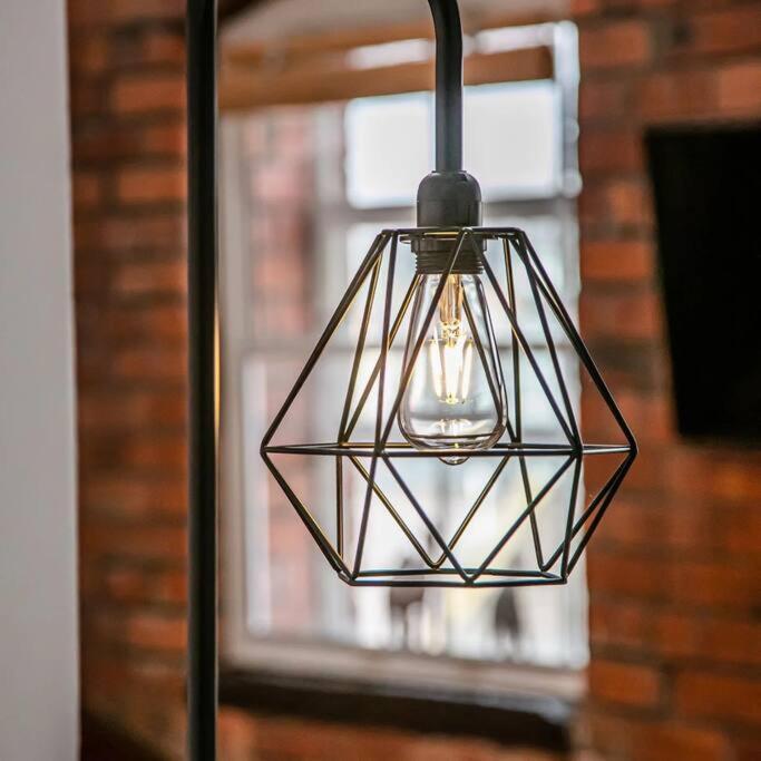 Beautiful 1-Bed Apartment In Grade Listed Warehouse - Victoria Quays, Sheffield City Centre, Free Parking, Pet Friendly, Netflix Eksteriør bilde